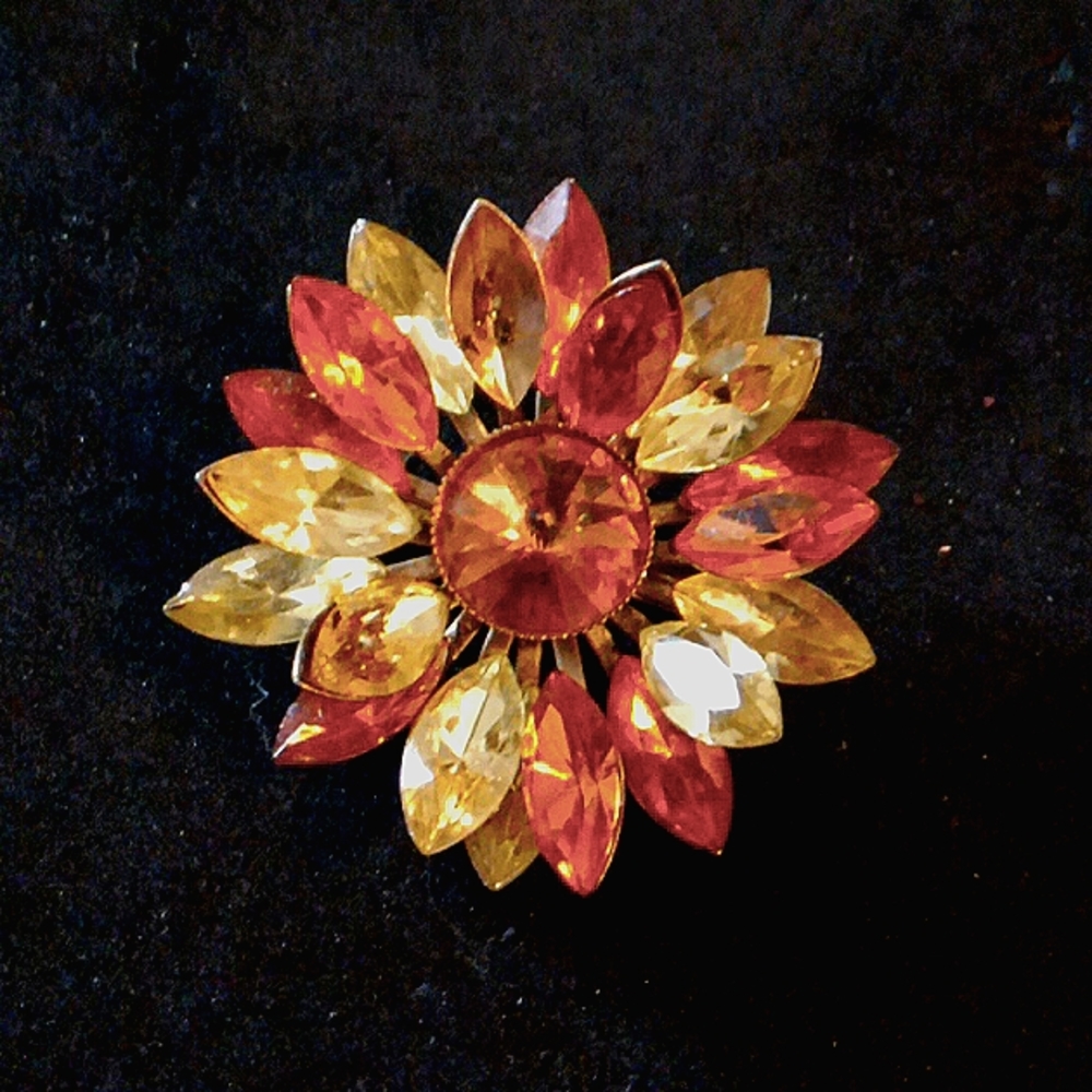 Vintage Juliana Brooch Beauty.